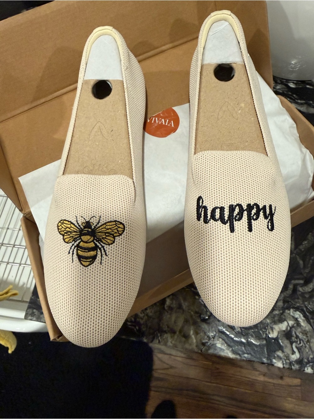VIVAIA Cream Embroidered Bee & Script Round-Toe Loafers - Picture 7 of 7